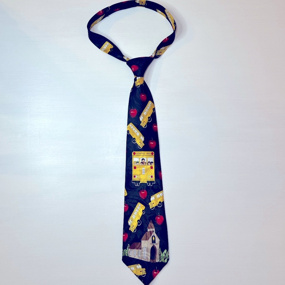 GUC Fratello Handmade Tie School Theme School Bus and Apples, Black, Yellow, Red